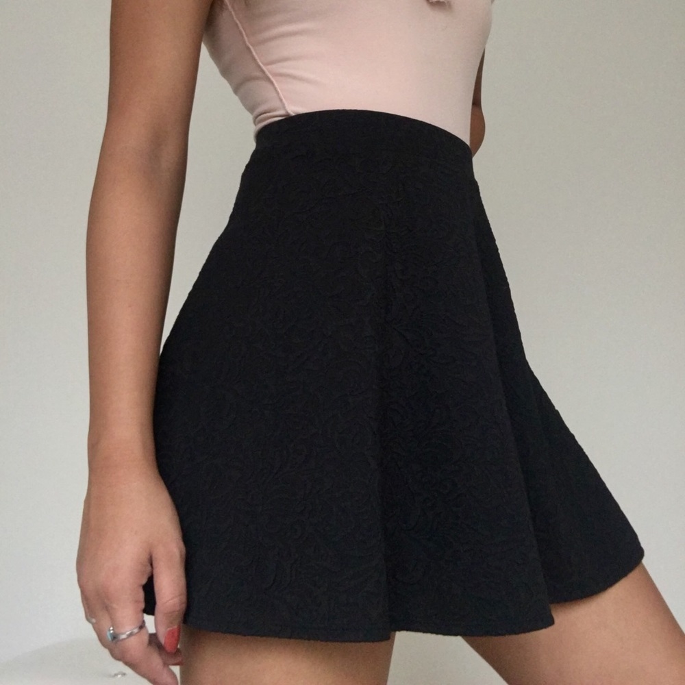 Joe B patterned skirt